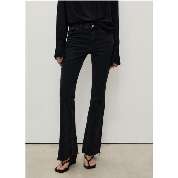 Mango Denim - Mango Fiona Flared Mid Rise Jeans Black Sz 8